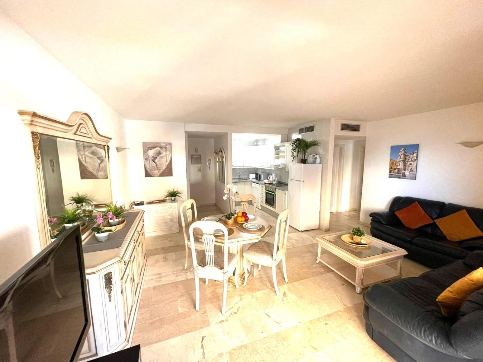 Apartment Teresa Fuengirola Eksteriør billede