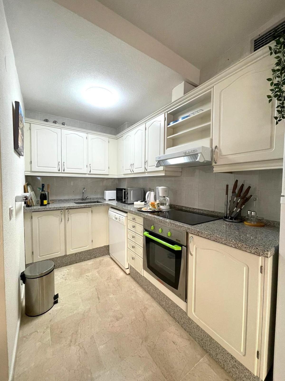 Apartment Teresa Fuengirola Eksteriør billede